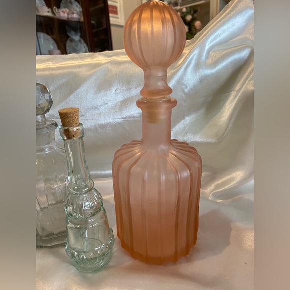 3/$30 SET OF 3 VINTAGE GLASS BOTTLES - Picture 2 of 13